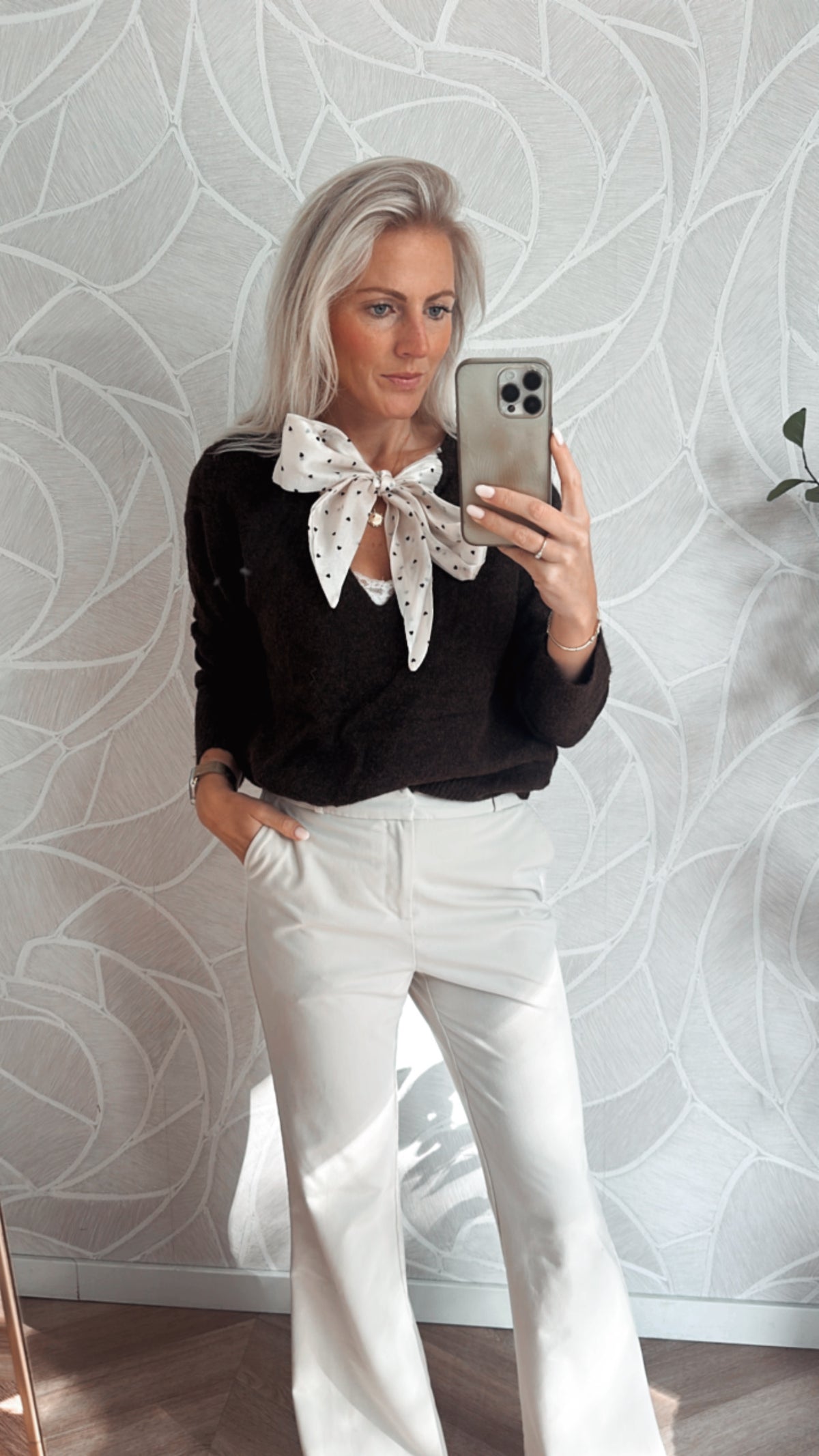 Sweetheart Bow Trui Bruin
