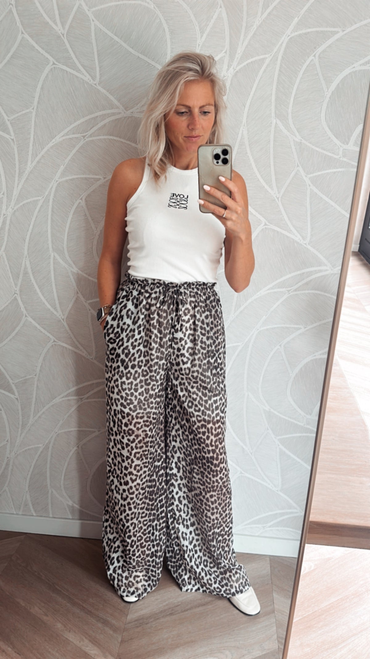 Savanna Flow – Wide Leg Leopard Broek