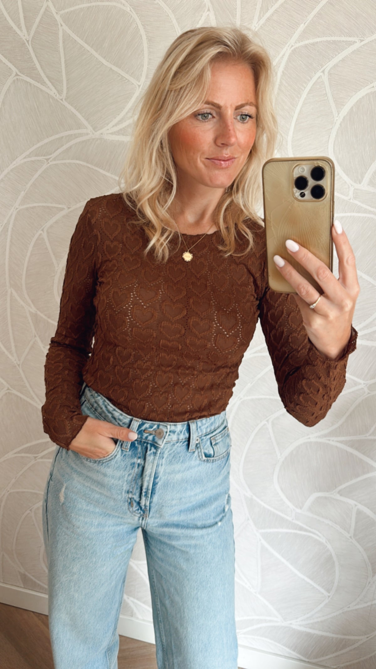 Sweetheart Sheer Longsleeve Bruin