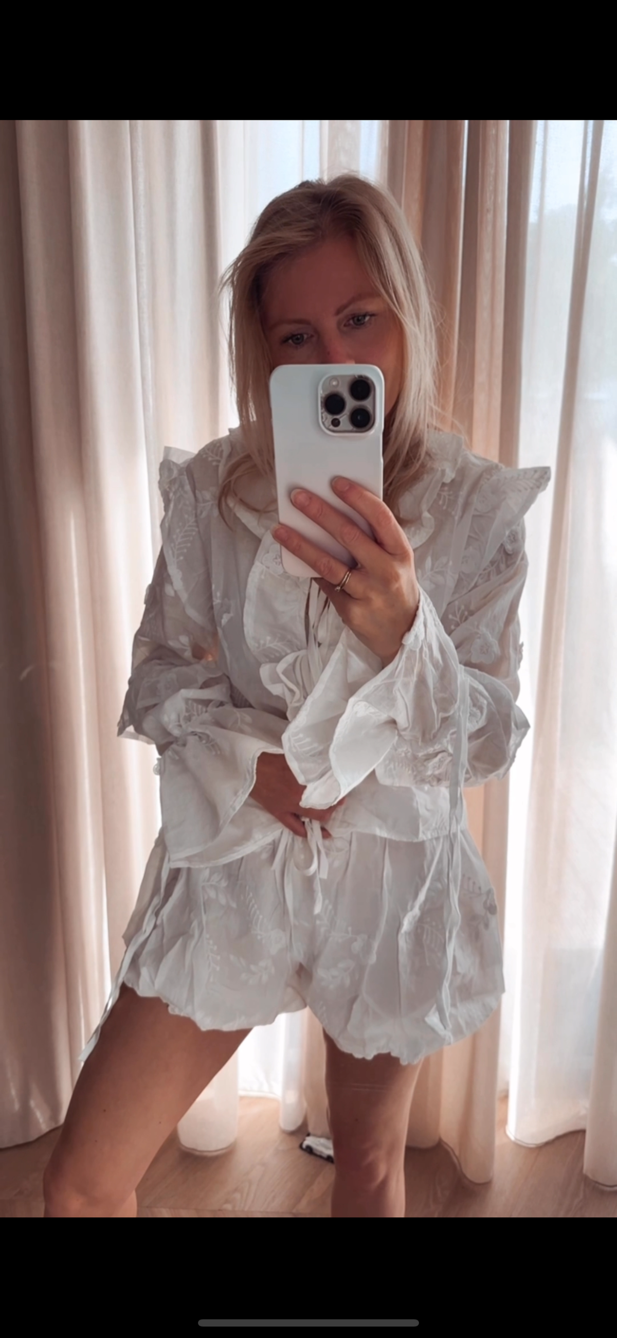 Saint-Rémy Romance Blouse + short