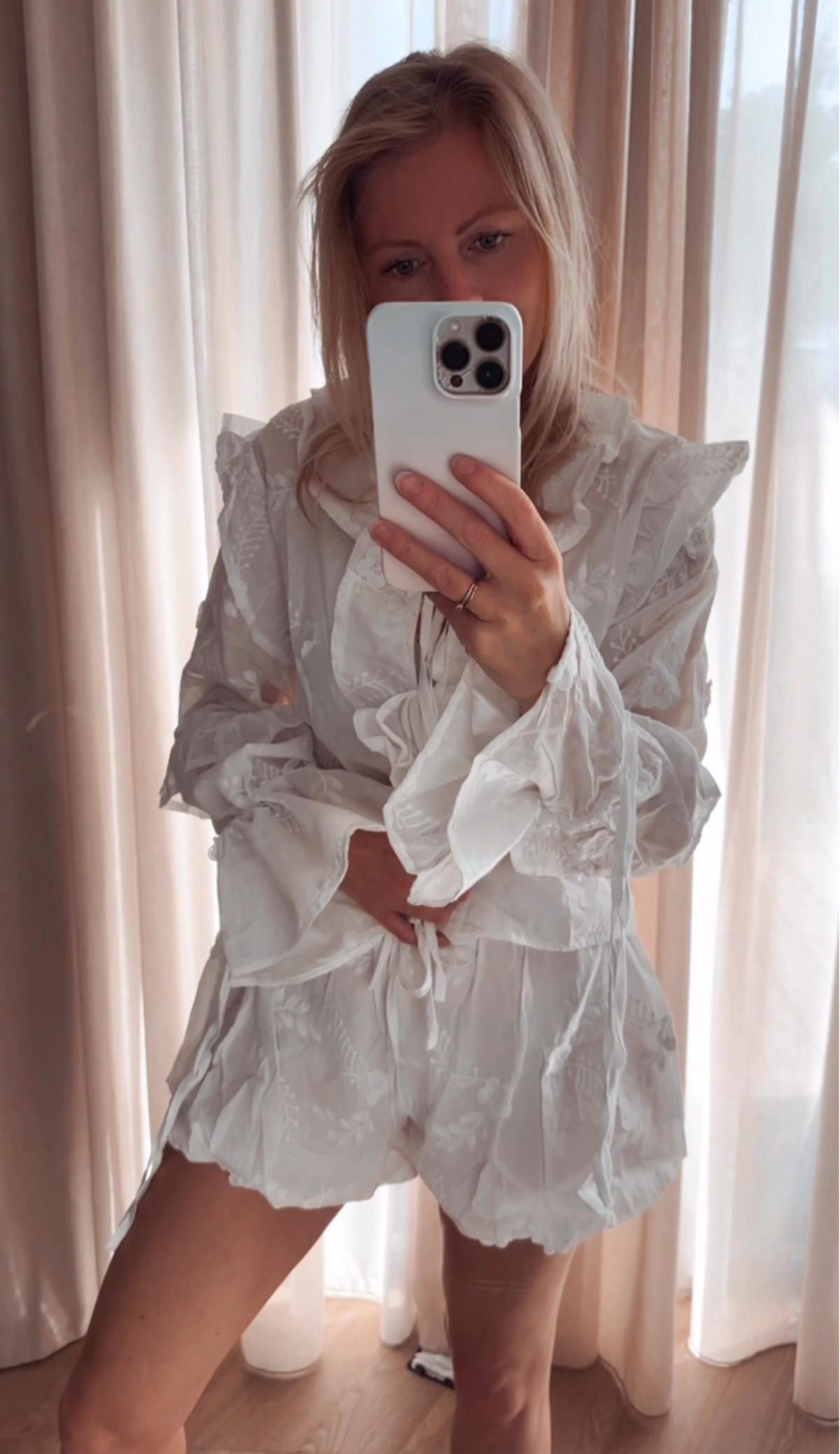 Saint-Rémy Romance Blouse + short