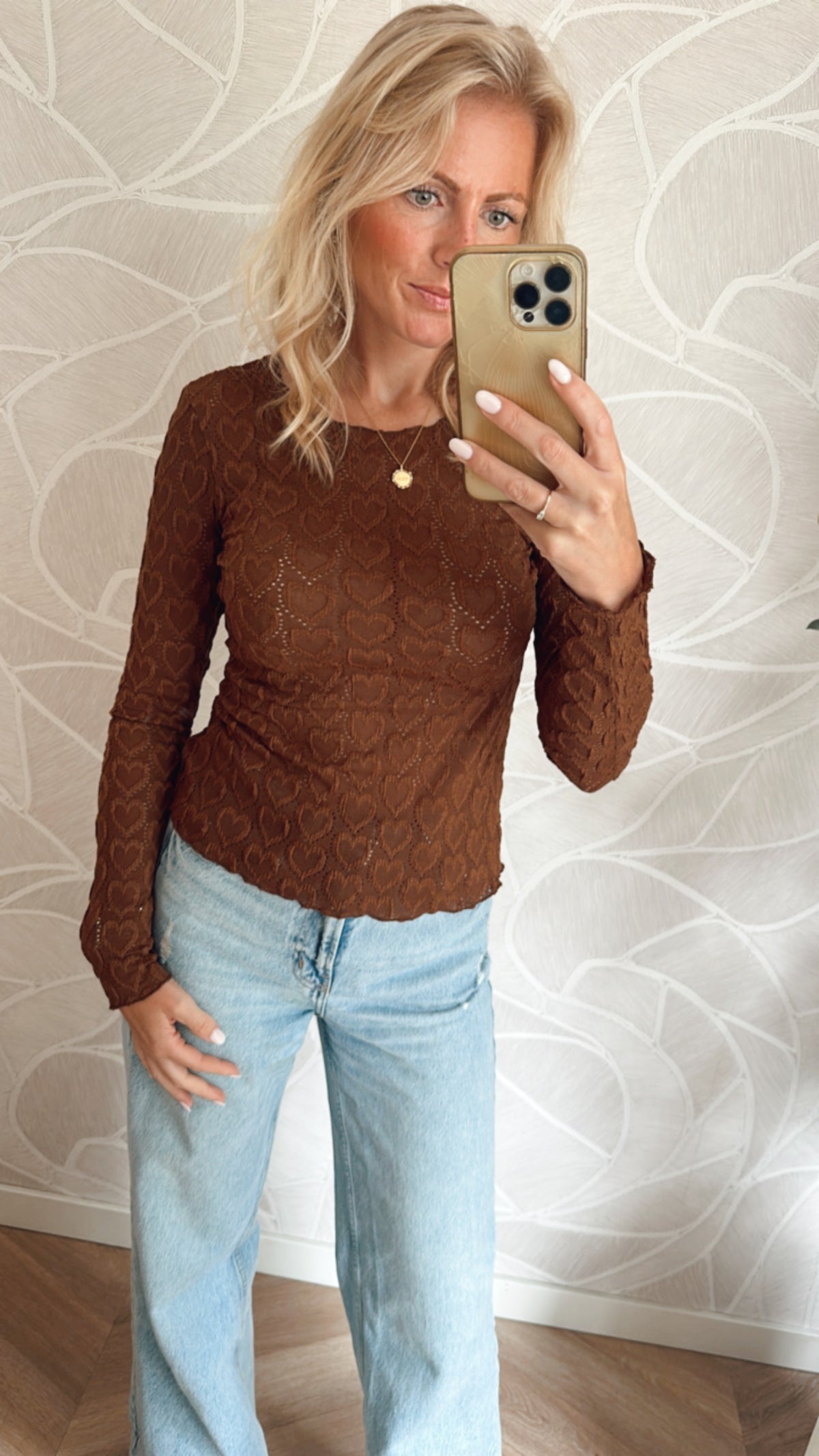 Sweetheart Sheer Longsleeve Bruin