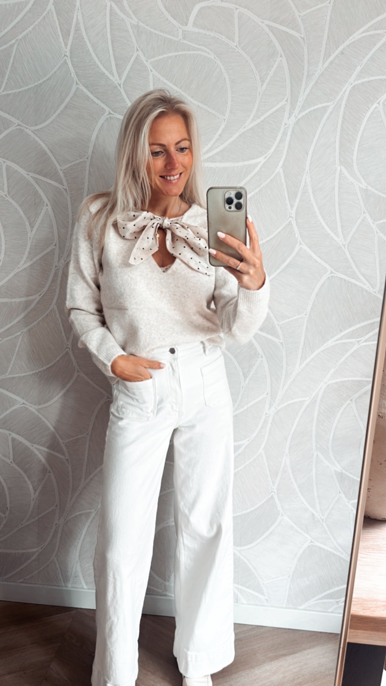Sweetheart Bow Trui Sand