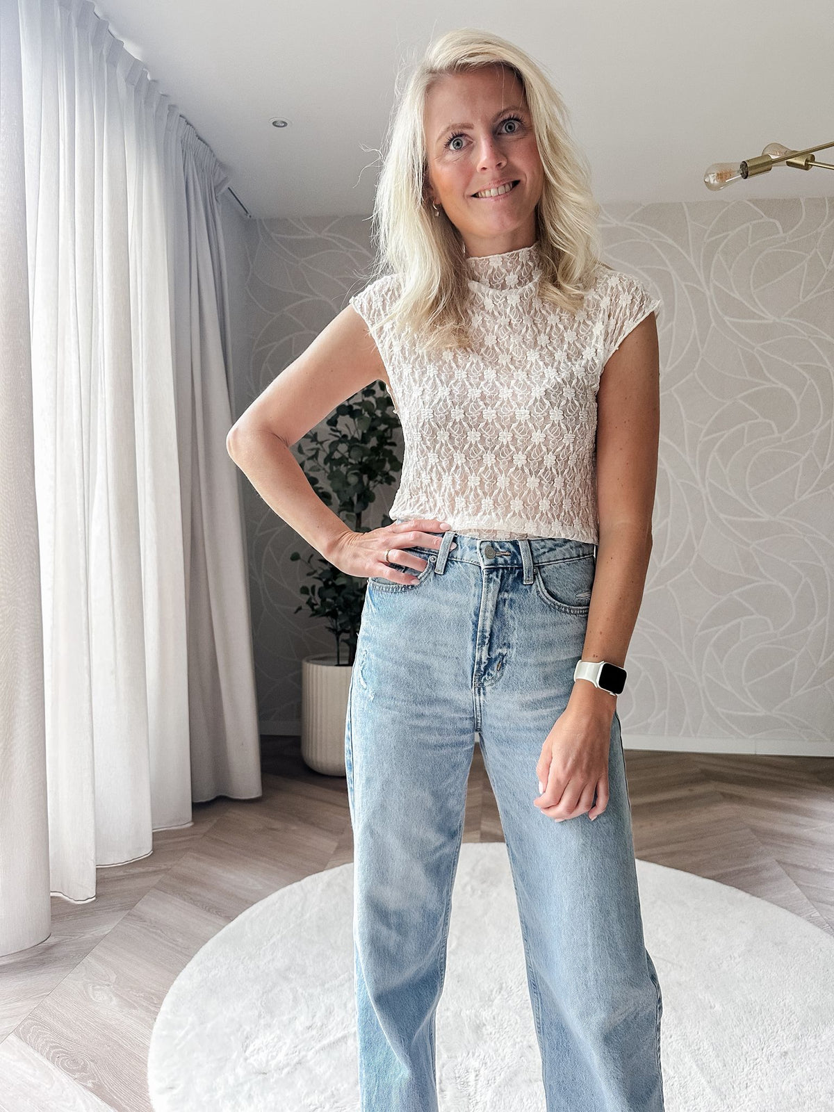 Lace Grace Top Off-white